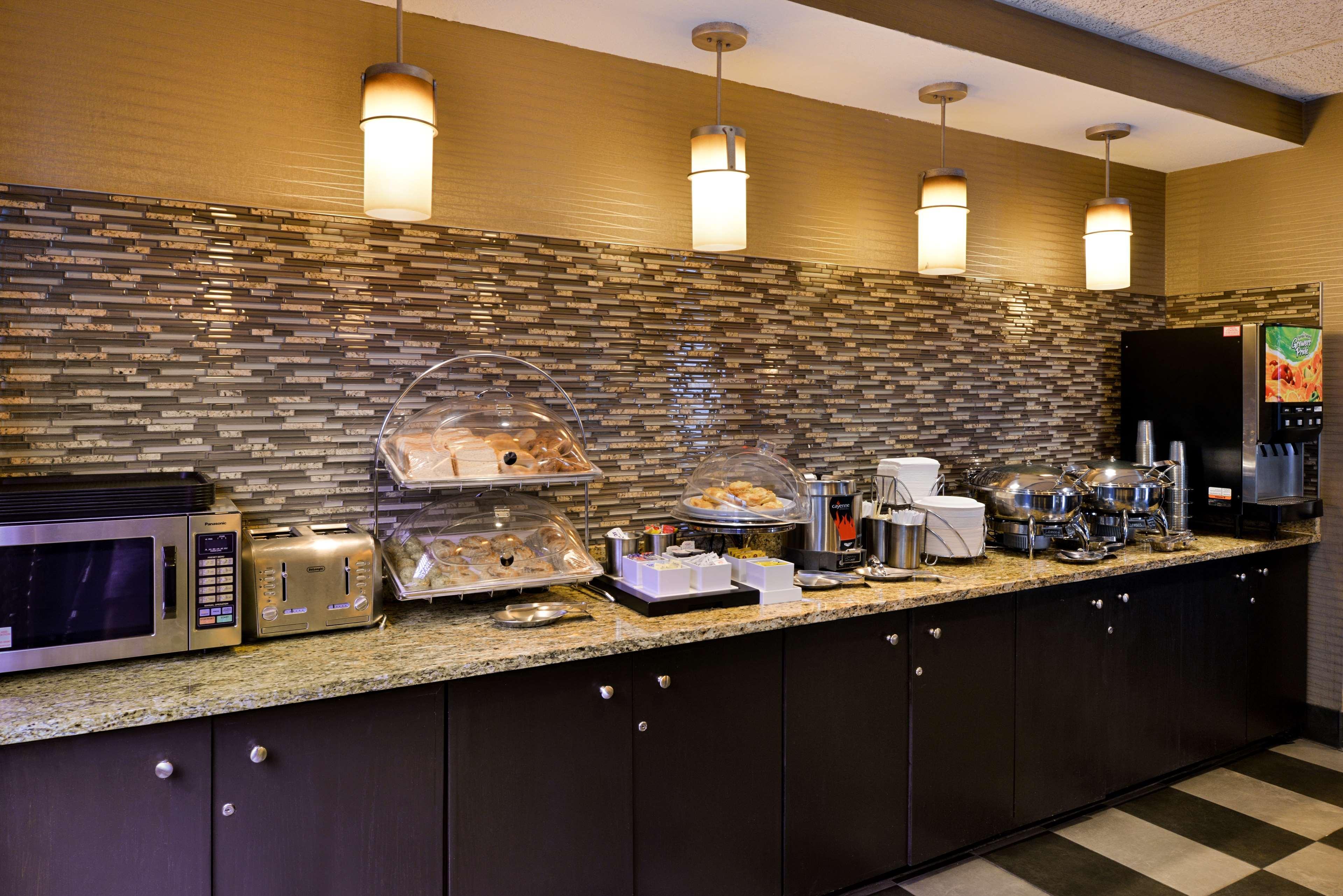 Best Western Plus Bayside Hotel Oakland Extérieur photo